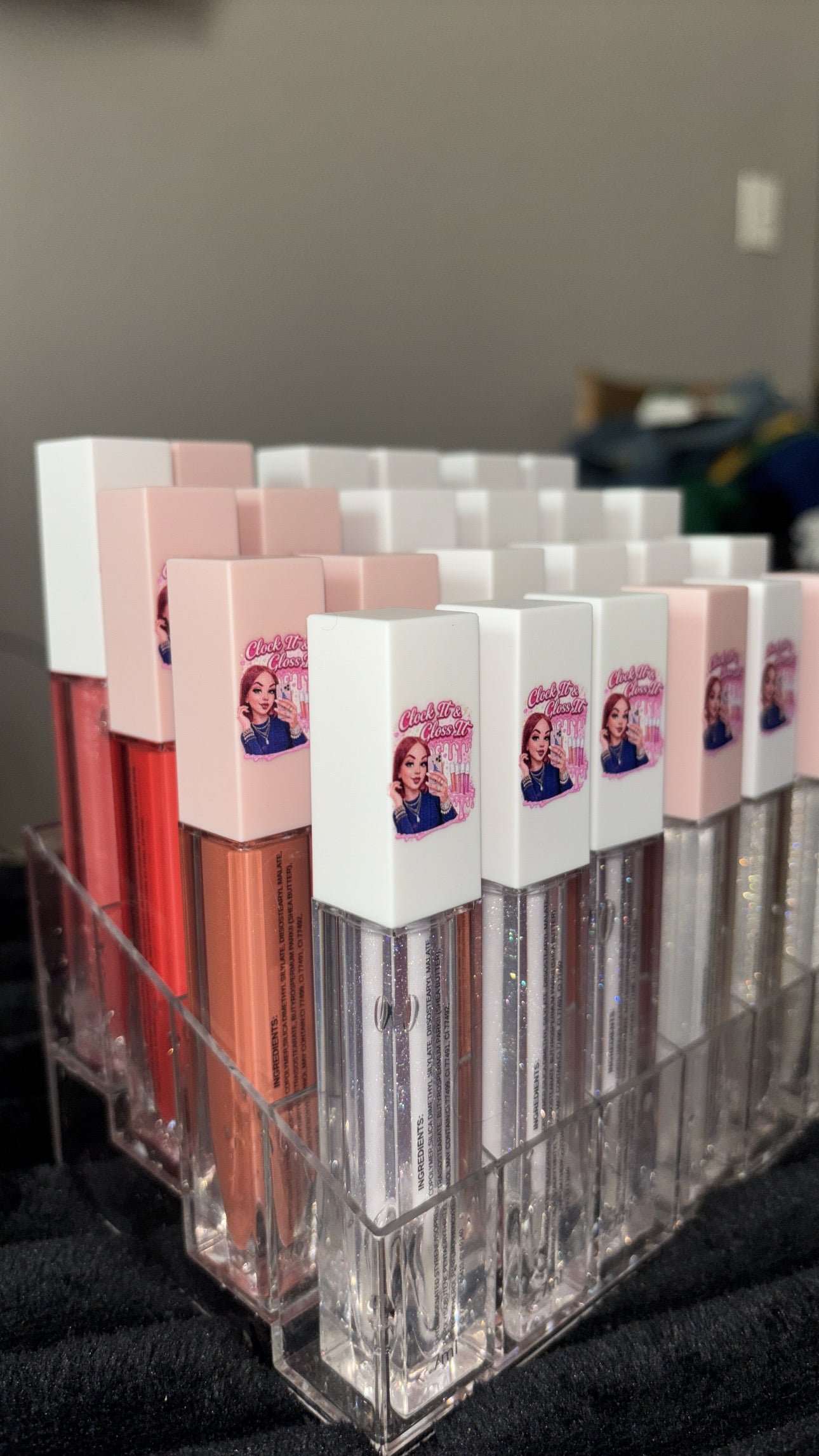 Clock it & Gloss it lipgloss💋